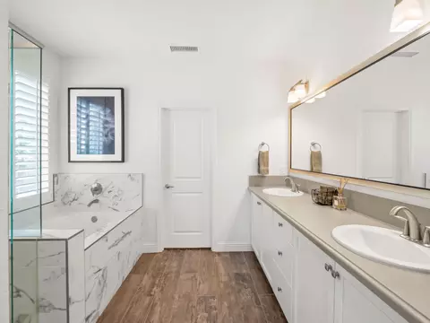 Bath - 715 Harvest Dr, Madera, CA 93636 photo 1 of 3