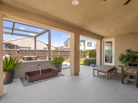 Exterior - 715 Harvest Dr, Madera, CA 93636 photo 5 of 18
