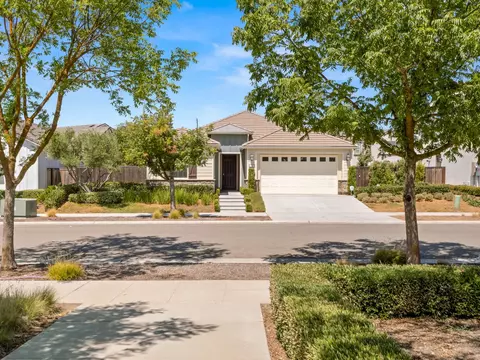 Exterior - 715 Harvest Dr, Madera, CA 93636 photo 17 of 18