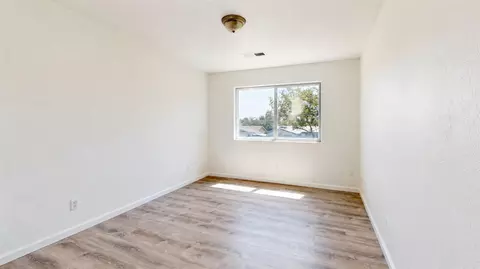 Bedroom - 736 Morris, Madera, CA 93637 photo 2 of 3