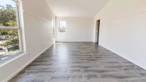 Living - 736 Morris, Madera, CA 93637 photo 3 of 3
