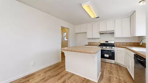 Kitchen - 736 Morris, Madera, CA 93637 photo 2 of 2