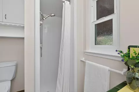Bath - 75 W Sierra Ave, Clovis, CA 93612 photo 2 of 3