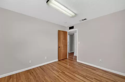 Bedroom - 75 W Sierra Ave, Clovis, CA 93612 photo 2 of 6