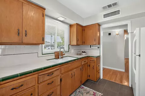 Kitchen - 75 W Sierra Ave, Clovis, CA 93612 photo 3 of 6