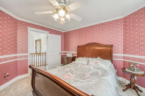 Bedroom - 22706 Stagecoach Ln, Clovis, CA 93619 photo 4 of 5