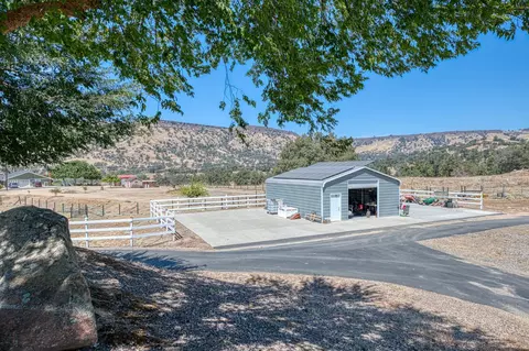 Other - 22706 Stagecoach Ln, Clovis, CA 93619 photo 8 of 14