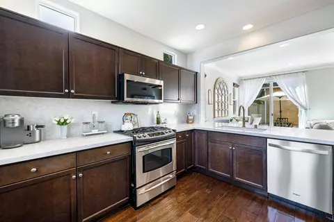 Kitchen - 4001 Harlan Ranch Blvd, Clovis, CA 93619 photo 4 of 5
