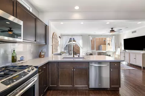 Kitchen - 4001 Harlan Ranch Blvd, Clovis, CA 93619 photo 5 of 5
