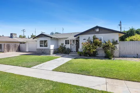 519 W Rialto Ave, Fresno, CA 93705