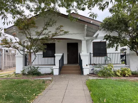 1353 N Wilson Ave, Fresno, CA 93728