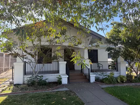 1353 N Wilson Ave, Fresno, CA 93728