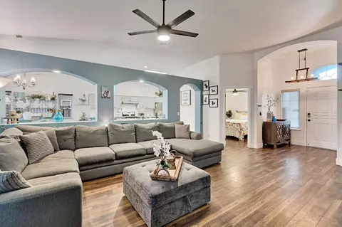 Living - 2270 Bay Ct, Madera, CA 93637 photo 1 of 2