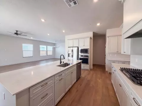 Kitchen - 2246 N Marion Ave, Clovis, CA 93619 photo 3 of 3