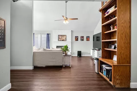 Entry Way - 2253 Menlo Ave, Clovis, CA 93611 photo 1 of 2