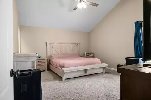 Bedroom - 2253 Menlo Ave, Clovis, CA 93611 photo 1 of 4