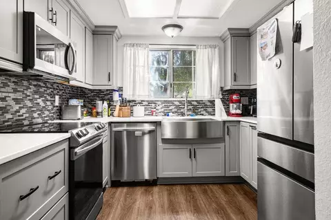 Kitchen - 2253 Menlo Ave, Clovis, CA 93611 photo 2 of 2