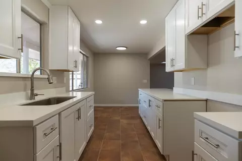 Kitchen - 2085 Cabot Ave, Merced, CA 95348 photo 4 of 4