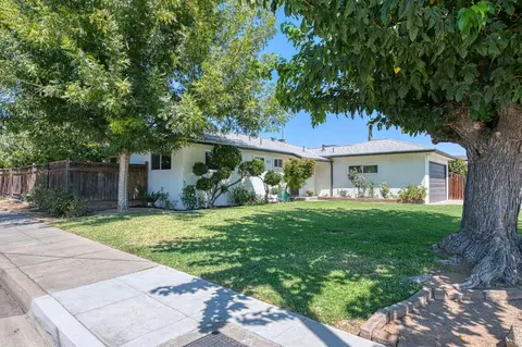Exterior - 593 W Pico, Clovis, CA 93612 photo 1 of 11