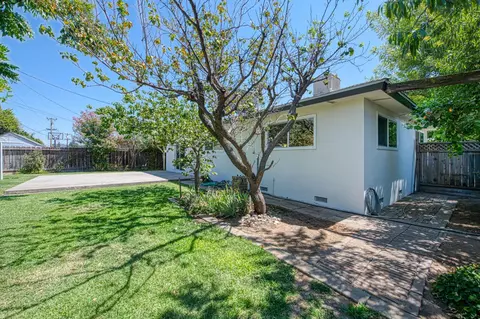 Exterior - 593 W Pico, Clovis, CA 93612 photo 9 of 11