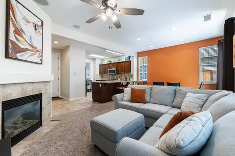 Living - 1763 N Leonard Ave, Clovis, CA 93619 photo 2 of 5