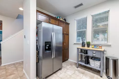 Kitchen - 1763 N Leonard Ave, Clovis, CA 93619 photo 5 of 8