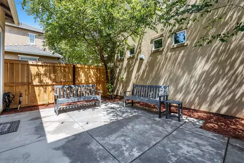 Exterior - 1763 N Leonard Ave, Clovis, CA 93619 photo 9 of 9