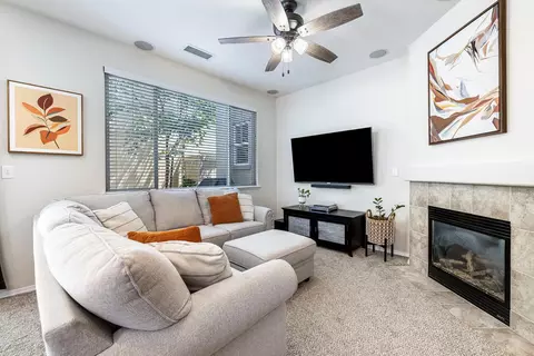 Living - 1763 N Leonard Ave, Clovis, CA 93619 photo 3 of 5