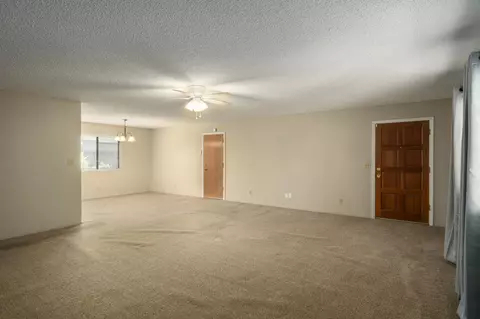 Living - 551 W Pat Dr, Clovis, CA 93612 photo 4 of 5