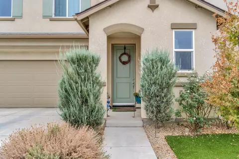 Exterior - 3948 Wrenwood Ave, Clovis, CA 93619 photo 3 of 5