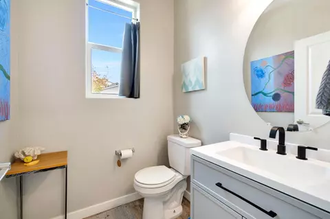 Bath - 3948 Wrenwood Ave, Clovis, CA 93619 photo 1 of 2