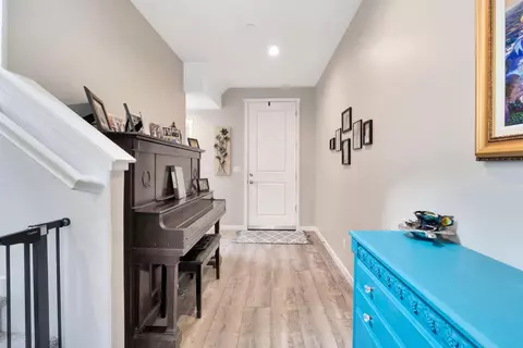 Entry Way - 3948 Wrenwood Ave, Clovis, CA 93619 photo 1 of 5