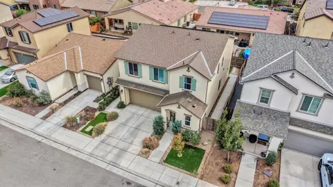 View/Area - 3948 Wrenwood Ave, Clovis, CA 93619 photo 5 of 10