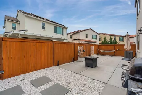 Exterior - 4614 Loftwood Rd, Madera, CA 93636 photo 5 of 7