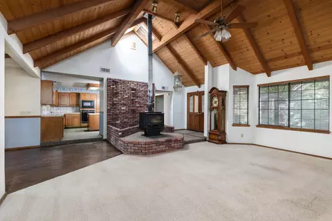 Living - 2038 Rall Ave, Clovis, CA 93611 photo 3 of 4