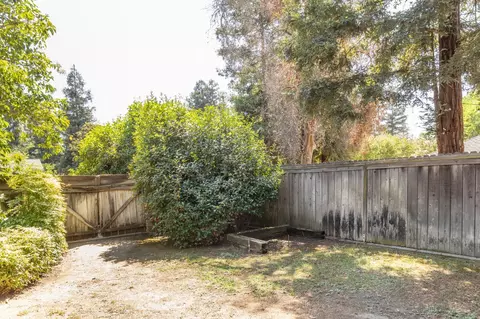 Exterior - 2038 Rall Ave, Clovis, CA 93611 photo 9 of 13