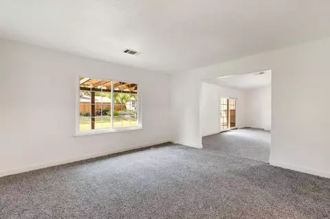 Living - 778 W Polson Ave, Clovis, CA 93612 photo 1 of 8
