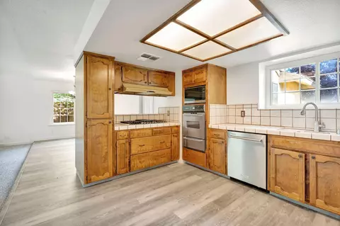 Kitchen - 778 W Polson Ave, Clovis, CA 93612 photo 1 of 2