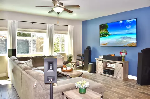Living - 4134 Duncan Ave, Clovis, CA 93619 photo 1 of 4