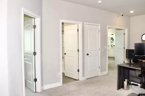 Entry Way - 4134 Duncan Ave, Clovis, CA 93619 photo 5 of 5