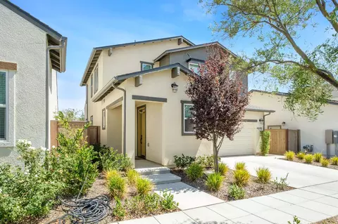 Exterior - 4095 Braden Rd, Madera, CA 93636 photo 3 of 8
