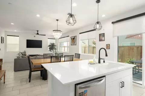 Kitchen - 4095 Braden Rd, Madera, CA 93636 photo 4 of 4