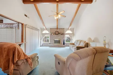 Living - 37248 Avenue 13, Madera, CA 93636 photo 1 of 2