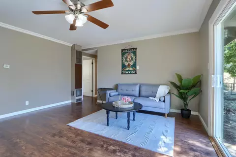 Living - 4967 9th St, Mariposa, CA 95338 photo 3 of 4