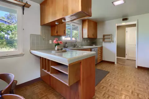 Kitchen - 4967 9th St, Mariposa, CA 95338 photo 4 of 4