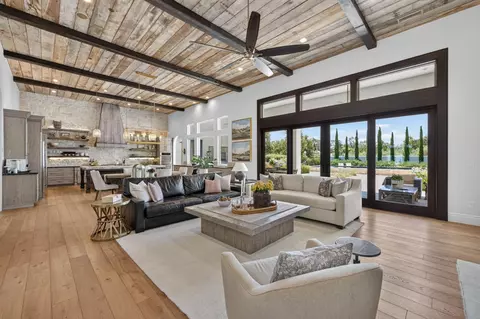 Living - 3825 Reno Ave, Clovis, CA 93619 photo 3 of 4