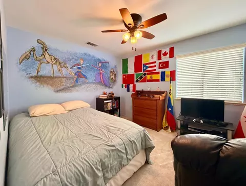 Bedroom - 869 Spruce Ave, Clovis, CA 93611 photo 6 of 6