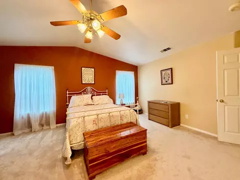 Bedroom - 869 Spruce Ave, Clovis, CA 93611 photo 2 of 6