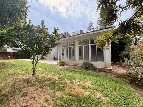 Exterior - 869 Spruce Ave, Clovis, CA 93611 photo 9 of 12