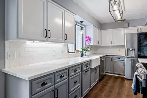 Kitchen - 1842 Cougar Ln, Clovis, CA 93611 photo 3 of 4